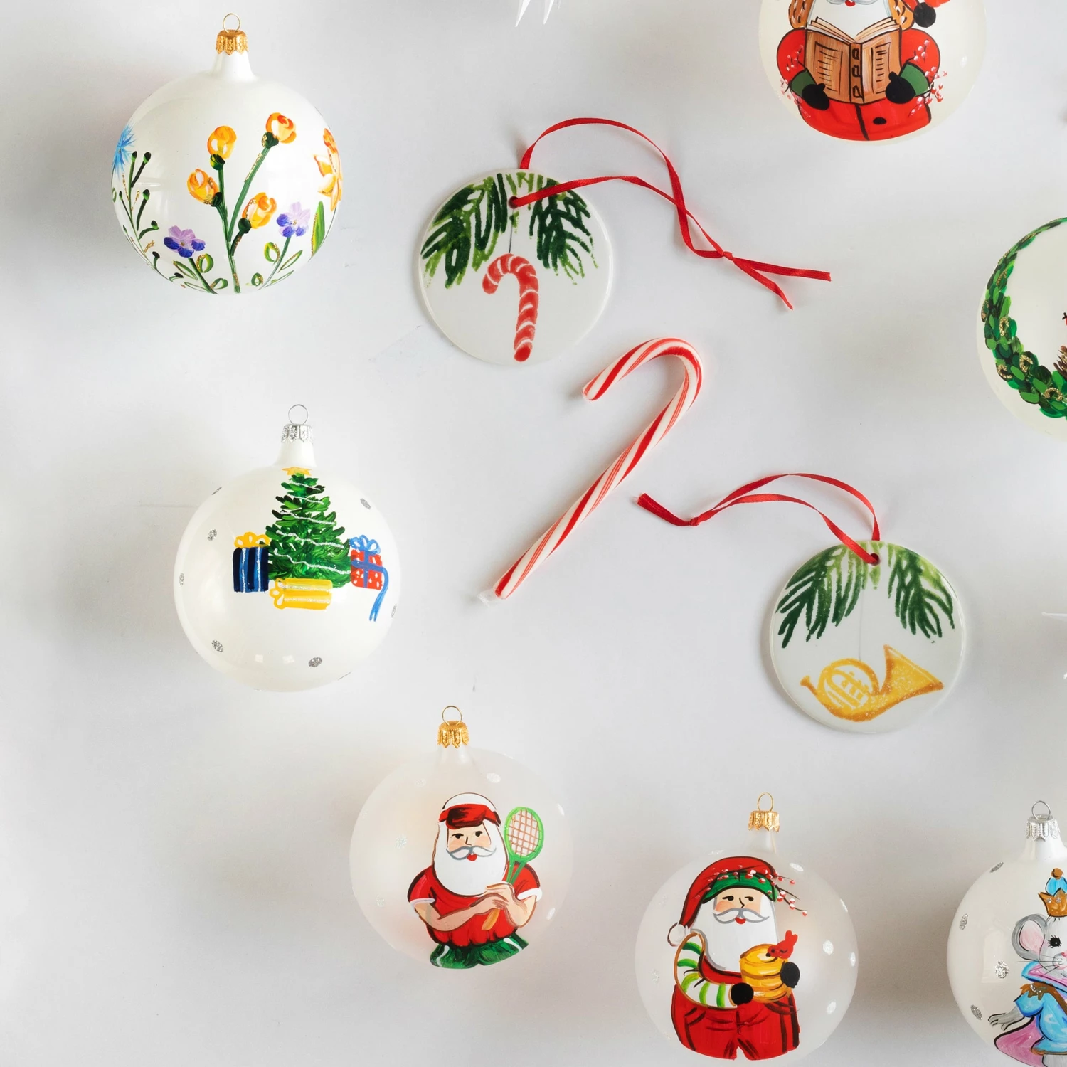 Hot Sale π₯ VIETRI Old St. Nick Tennis Ornament π - Image 3